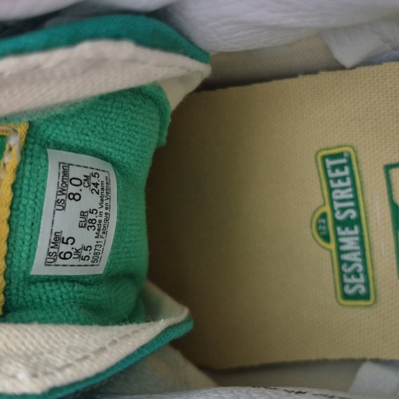 Vans X Sesame Street High-Top Sneakers Size 6.5 Men/8 Women! NWT! - Picture 6 of 15